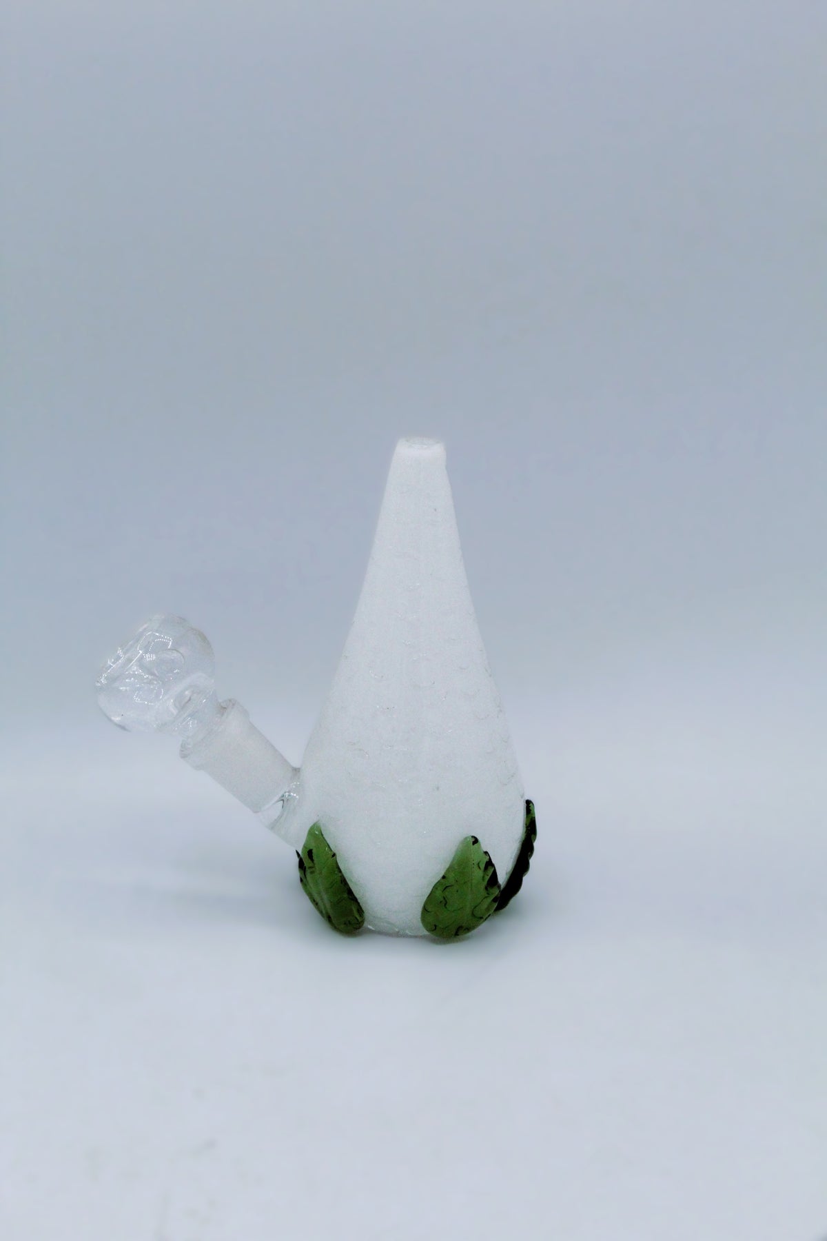 36917 Strawberry Glass Water Pipe